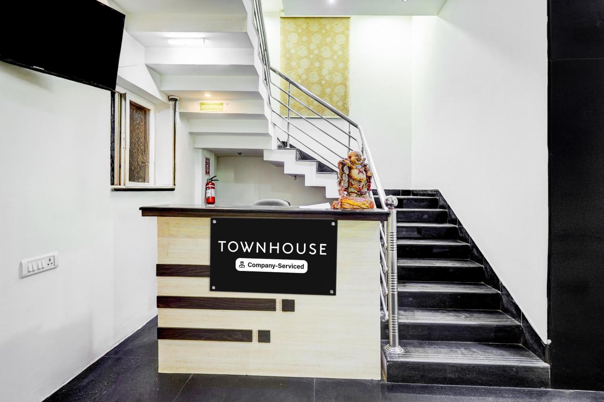 Super Townhouse Chennai Near Airport Formerly Sai Bala Budget Exterior photo